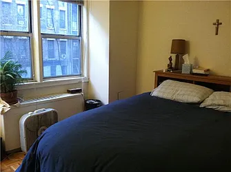 Rented by R New York