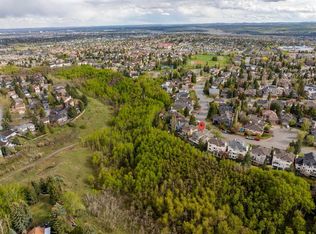 52 S Christie Knoll Hts SW, Calgary, AB T3H 2V2