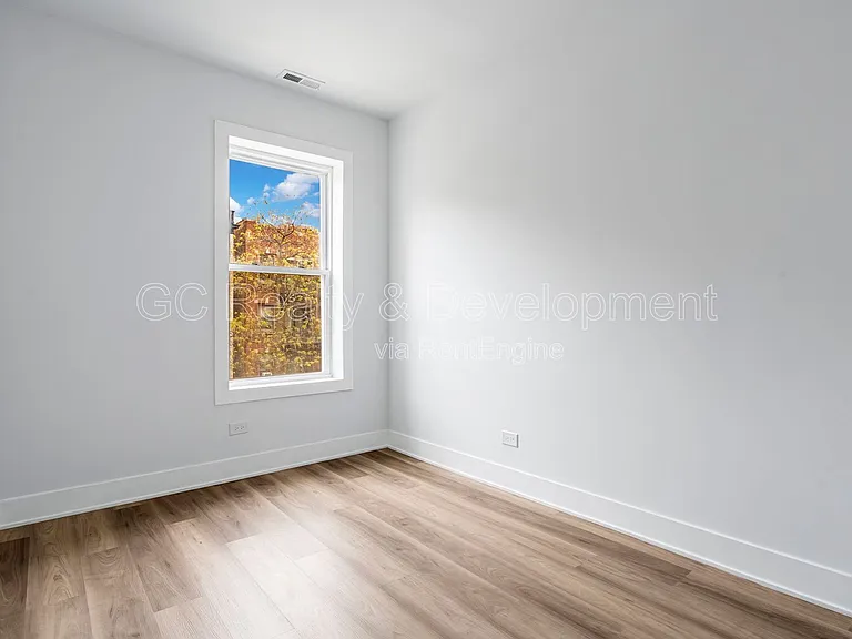 3744 N Wilton Ave #2N — Photo 8