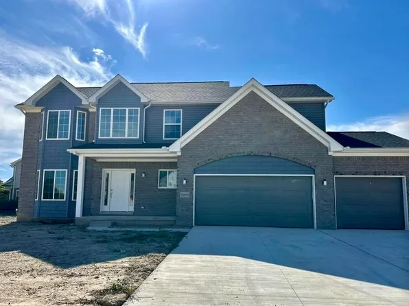 26059 Pennington Ct, Flat Rock, MI 48134