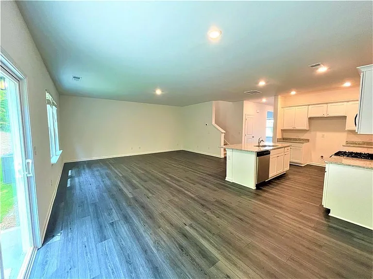 270 Rivulet Dr — Photo 10