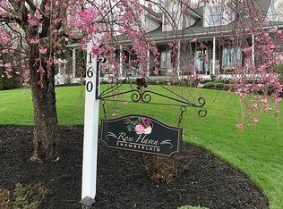 160 Oak Grove Rd, Pine Grove, PA 17963