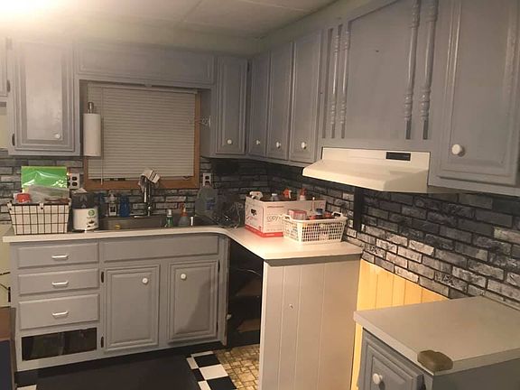 3rd image of 54 Carefree Ln