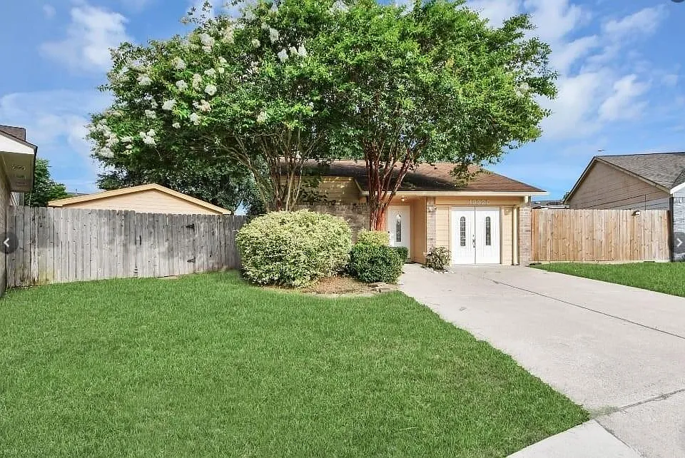 19920 Westcliffe Ct