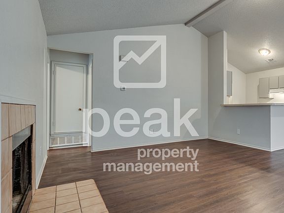 5th image of 7483 Tiffany Meadows Ln