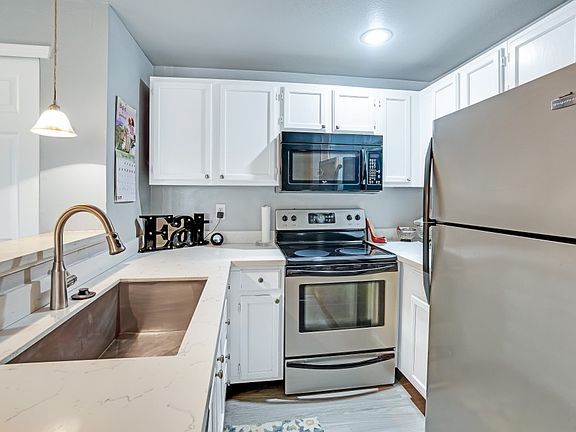4th image of 22831 30th Ave S APT 110