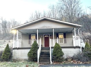 772 Peters Run Rd, Wheeling, WV 26003