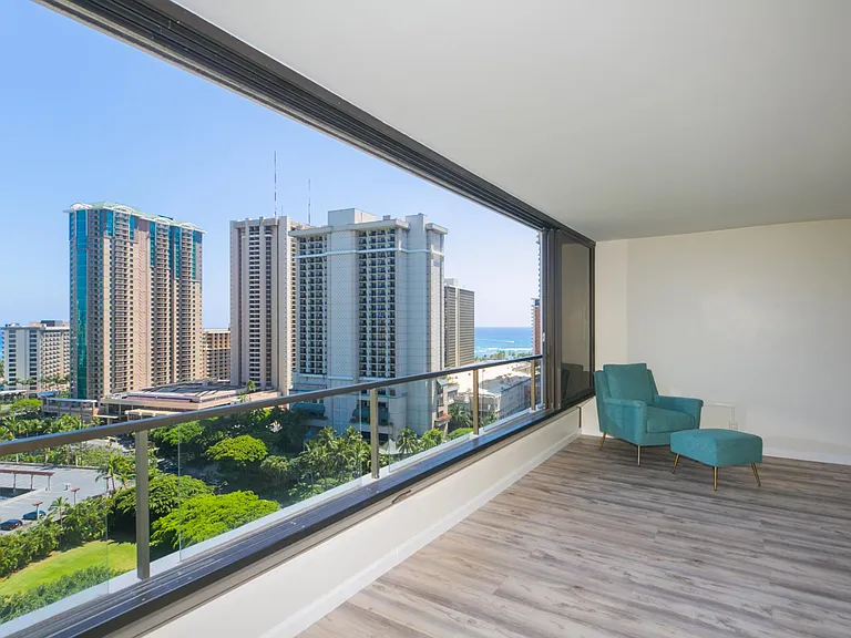 1910 Ala Moana Blvd #20C — Photo 7
