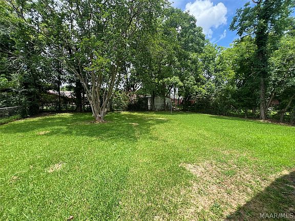 4th image of 325 Bitford Way