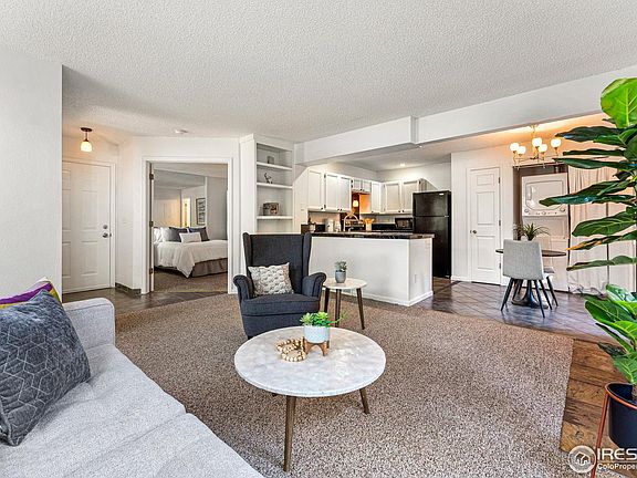 4th image of 4889 White Rock Cir #C