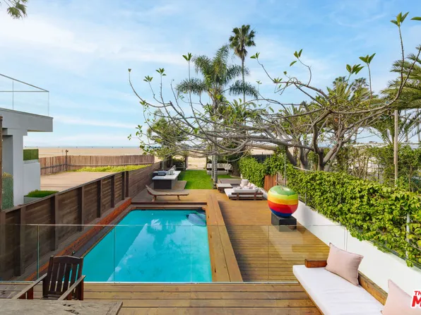 936 Palisades Beach Rd, Santa Monica, CA 90403
