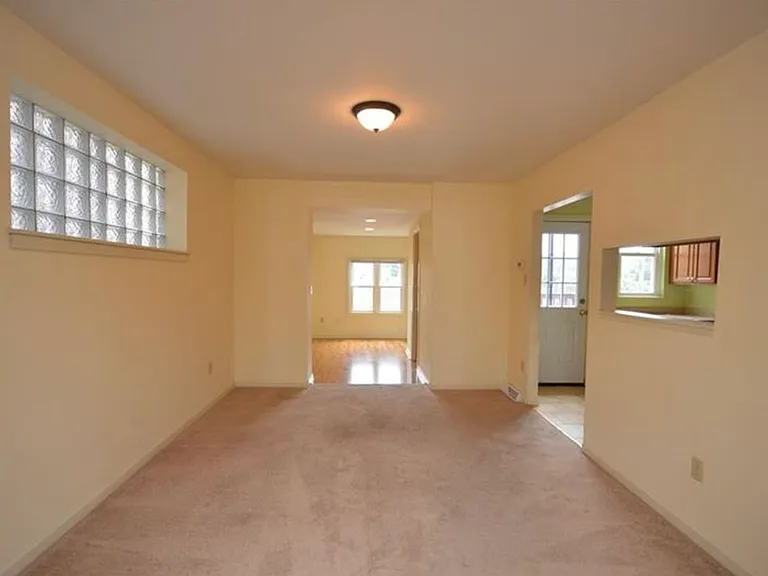 804 Lilac St — Photo 6