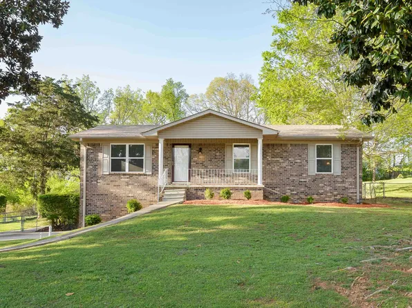 1011 Joan Ln, Killen, AL 35645