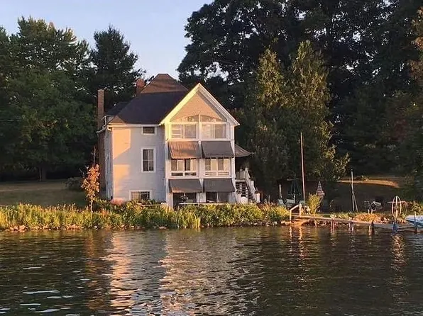 1776 Eagle Point Rd, Clarklake, MI 49234