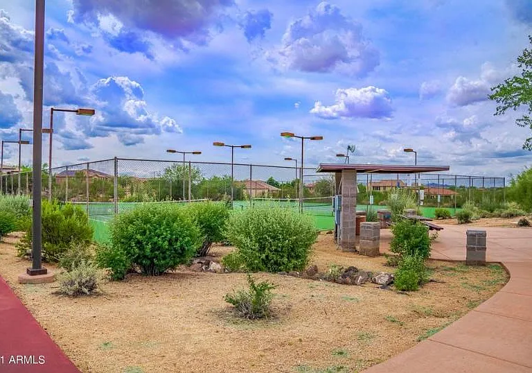 3010 W Languid Ln — Photo 36