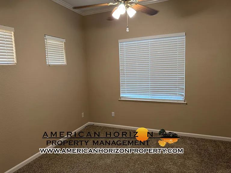 424 Crescent Dr — Photo 28