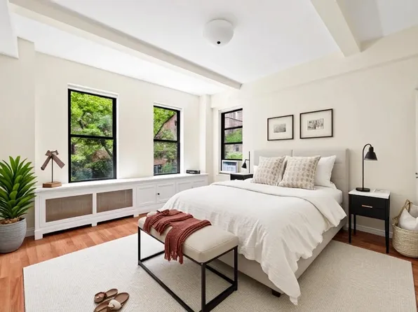 321 West 90th Street image 1 of 7