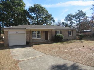 301 Nugget Ct, Fayetteville, NC 28311