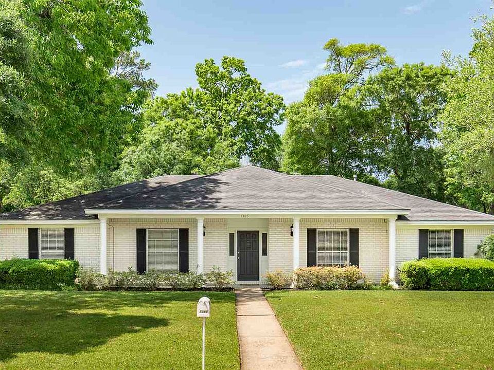 1st image of 1385 Sheridan Ln