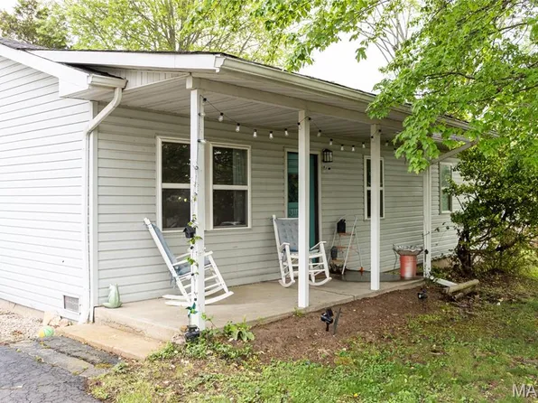 311 Harold St, Crocker, MO 65452