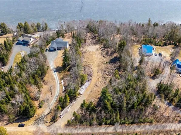 6 Carl Ave #92, Kingsclear, NB E6K 2W9