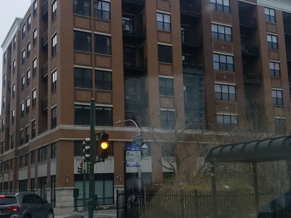 950 W Leland Ave APT 305, Chicago, IL 60640