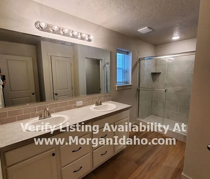 376 N Tessa Ln — Photo 10