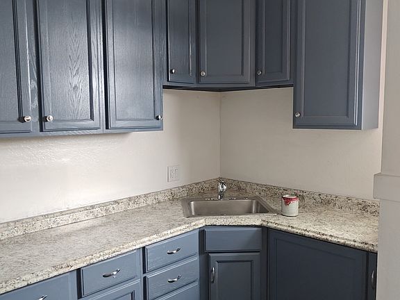 4th image of 1315 Revere Ave