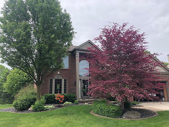2nd image of 17850 Crystal River Dr