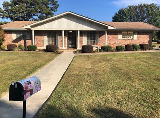 106 Bellview Dr, Monticello, AR 71655