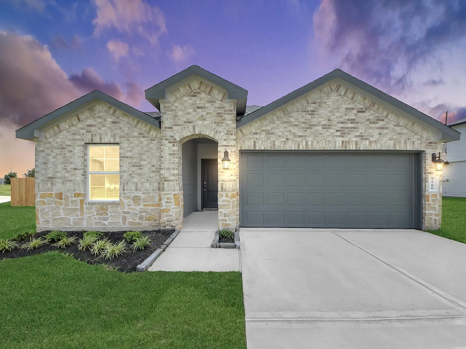 4 bed, 2.5 bath, 1878 sqft, $2,450 — Photo 1
