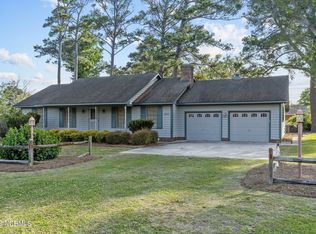 300 Dolphin St, Cape Carteret, NC 28584