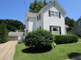 19 Elm St, Fort Atkinson, WI 53538