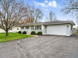 542 Indiana Ave, Lowell, IN 46356