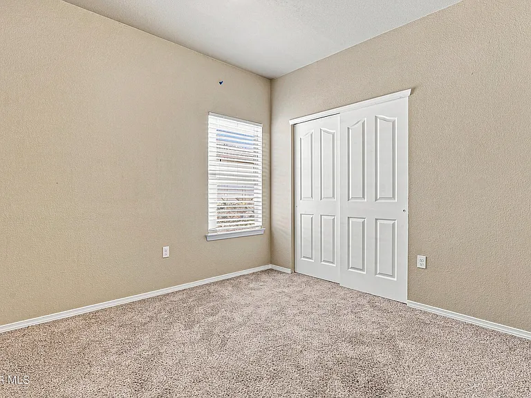 7008 Faxon Dr — Photo 30