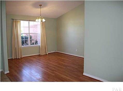 3rd image of 907 Vonna Jo Cir