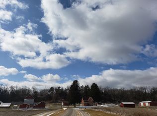 21130 Valley Vista Rd, Spring Grove, MN 55974