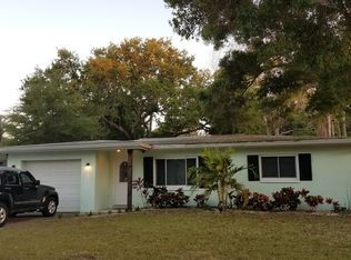 1615 8th Ave NW, Largo, FL 33770