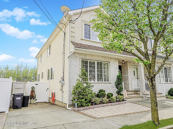2nd image of 86 Ambassador Ln