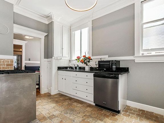 5th image of 1927 Lyon St