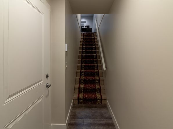 14450 68th Ave #2, Surrey, BC V3S 2A9