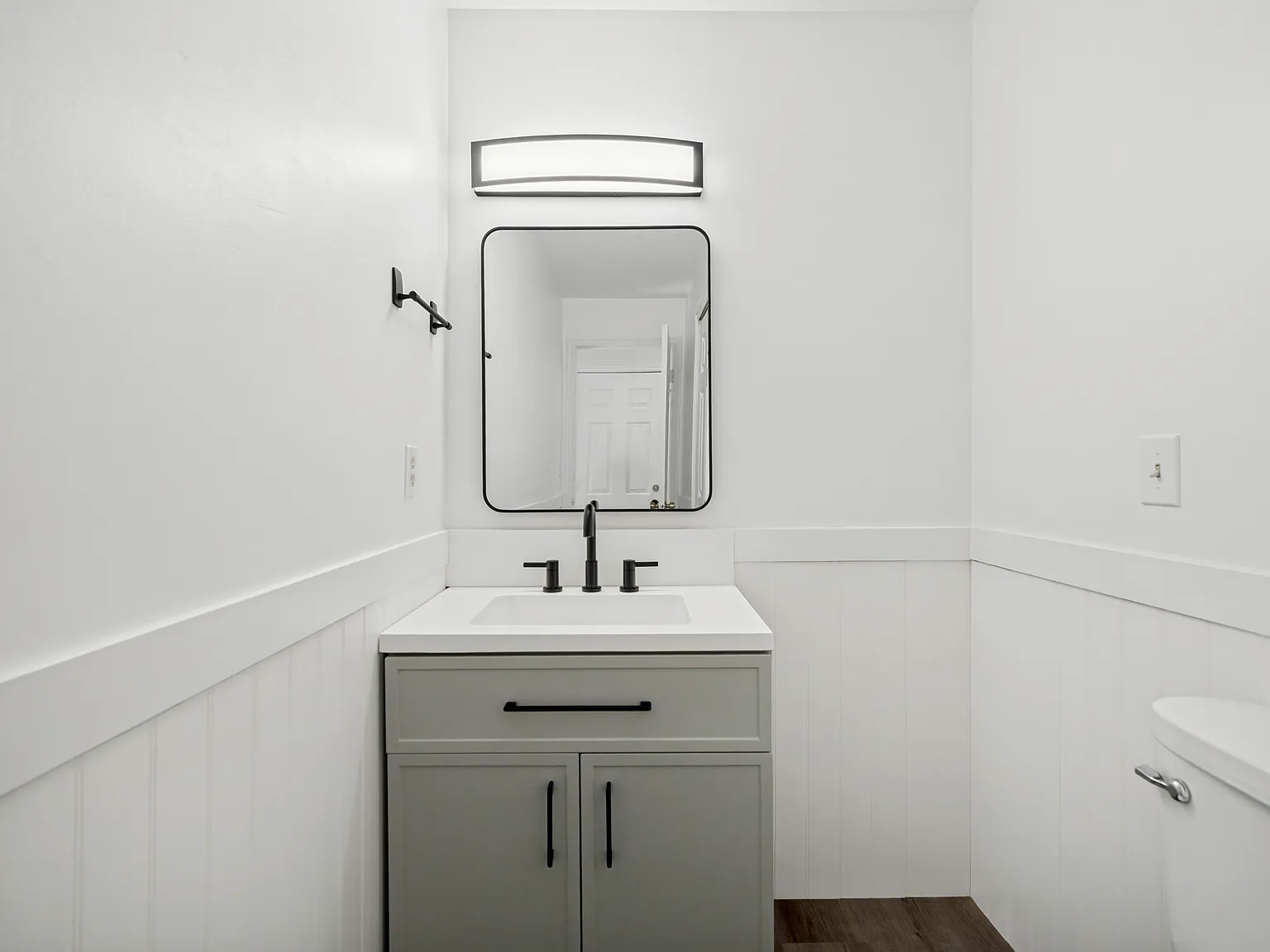 4 bed, 2749 sqft, $2,670 — Photo 2