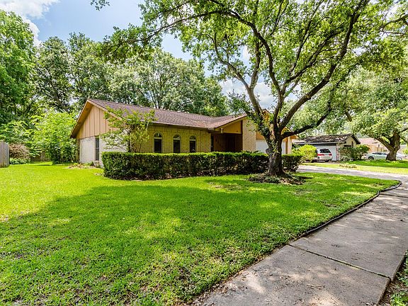 2nd image of 2247 Stillmeadow Dr