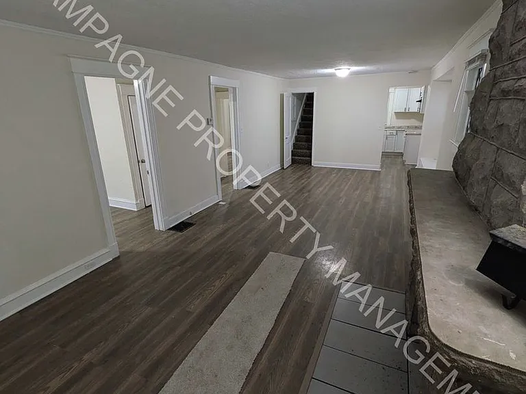 4026 Agnes Ave — Photo 3