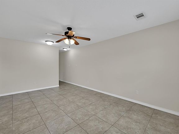 5th image of 163 S Bend Ct #A