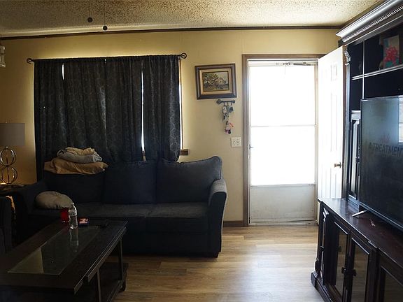 3rd image of 301 W Meek St