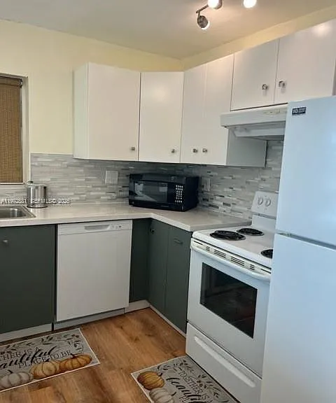 7900 Tatum Waterway Dr #503 — Photo 12