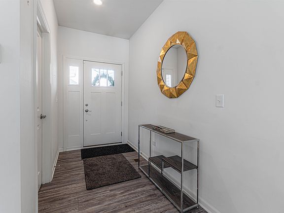 4th image of 2617 Martini St
