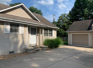 1922 E Monroe Ter #B, Springfield, MO 65802