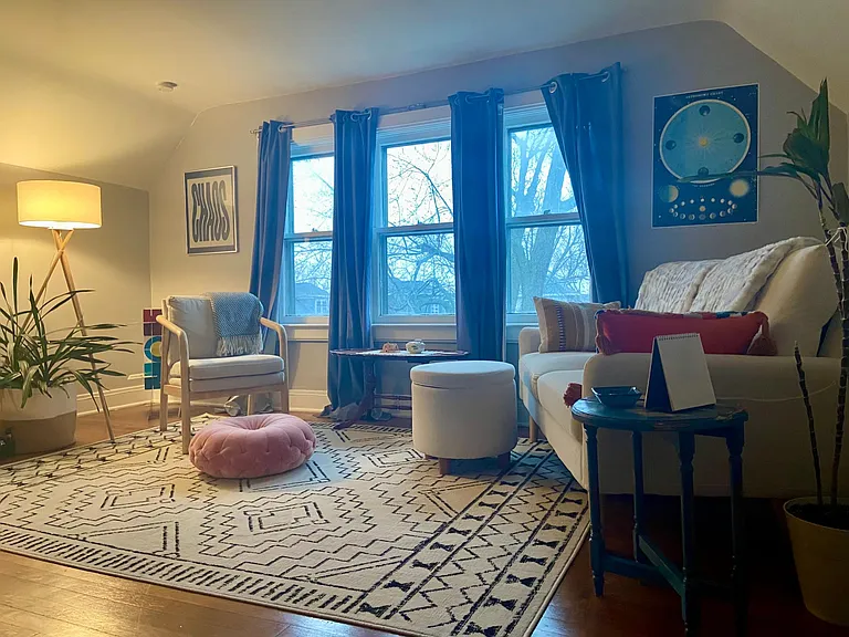 196 N Park Ave #3 — Photo 3